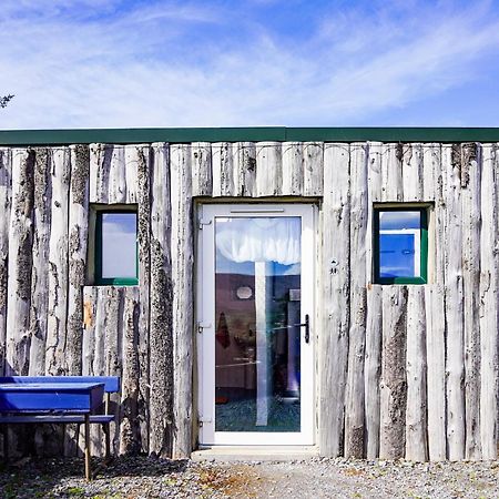 Retro Caravans At Valentia Island Escape Hotel Chapeltown Exterior photo